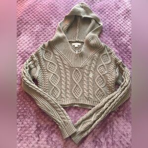 NWT Aeropostale V-Neck Cable Knit Sweater